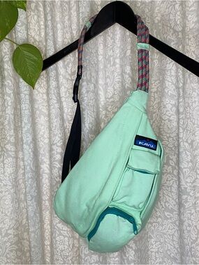 Kavu Mint Green Rope-Strap Sling Pack